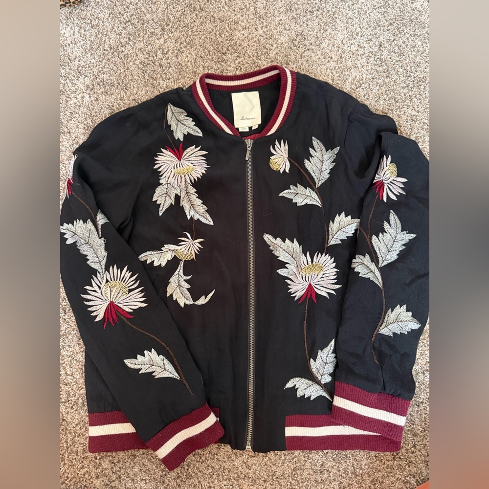 Elevenses Anthropoligie Womens Black White Embroidered Floral Bomber Jacket S